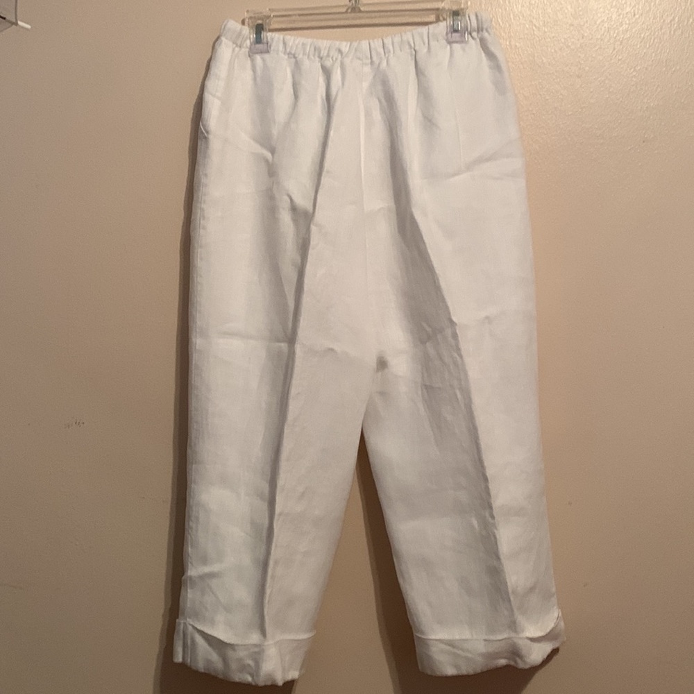 JM Collection 100% White Lined Linen Elastic Waist Capris - Picture 4 of 8